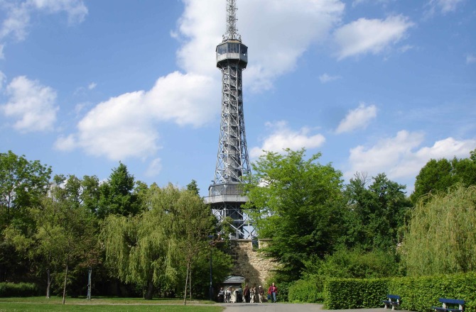 La collina di Petrin: imperdibile panorama di Praga.