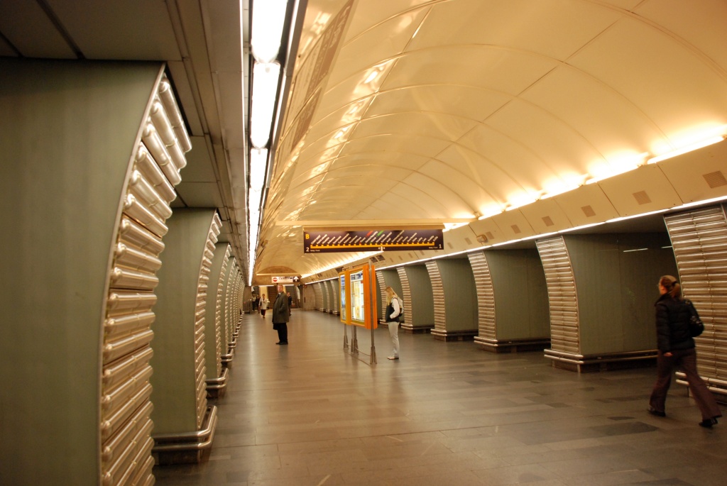 architecture-wood-auditorium-building-city-subway-524442-pxhere.com